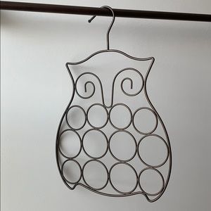 Owl Scarf Organizer